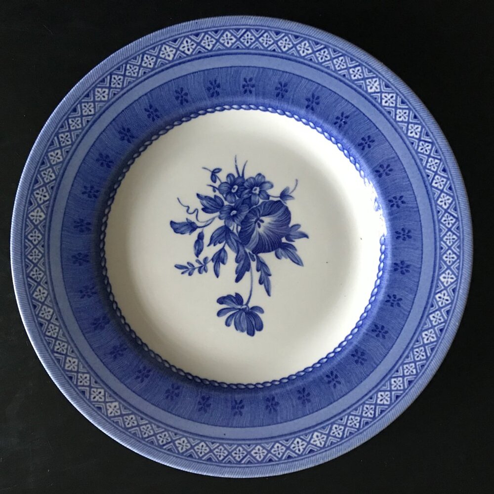 Two CHURCHILL Salad / Bread / Desert Plates - Picture 3 of 3